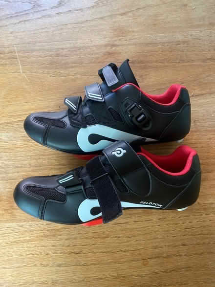 Photo of free Bike shoes (size 43) (Rockridge/temescal) #1