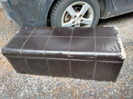 Photo of free Storage bench (Barrie) #1