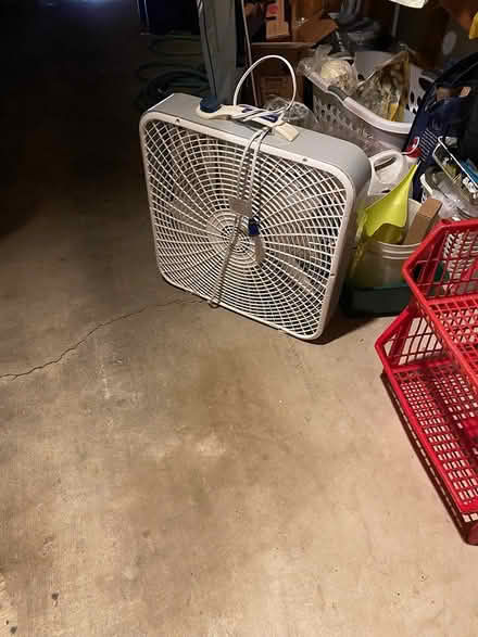 Photo of free Fan (Lea hill, Auburn) #1