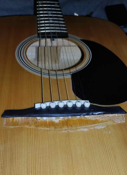 Photo of free Acustic Guitar (needs fixing) (N4 Manor House) #2