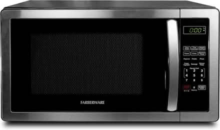 Photo of Mini fridge, microwave (Square One Mississauga) #3