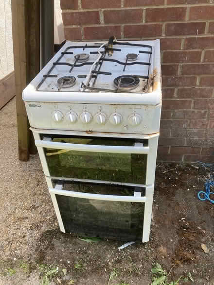 Photo of free Old gas cooker plus copper pipe (BH23) #2