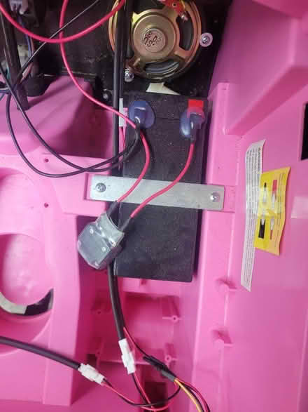 Photo of free Kids electric car, BAD battery (Chesterfield, mo) #4