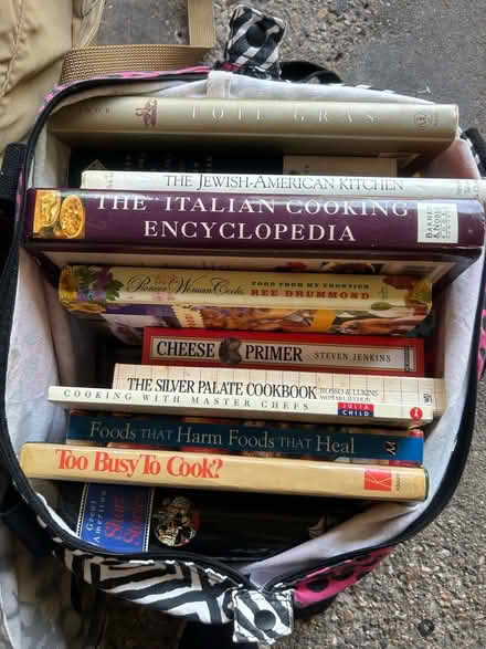 Photo of free Books (Avon) #2