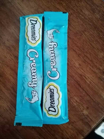 Photo of free 2 sachets of fish flavoured creamy cat treat (Winlaton Mill NE21) #1