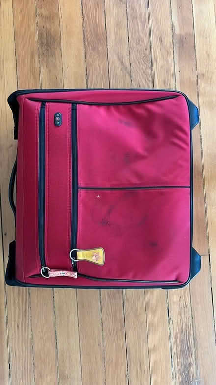 Photo of free suitcase (Green Lake) #1