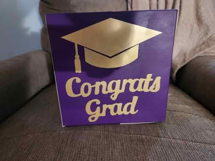 Photo of free Cardboard card graduation box (Severn) #1