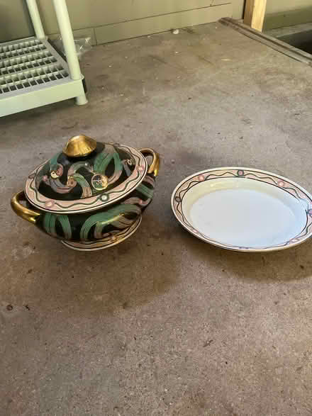 Photo of free Soup urn & platter (Avon) #1