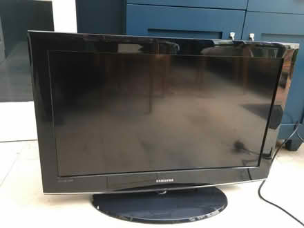 Photo of Flat screen television (BT7) #1