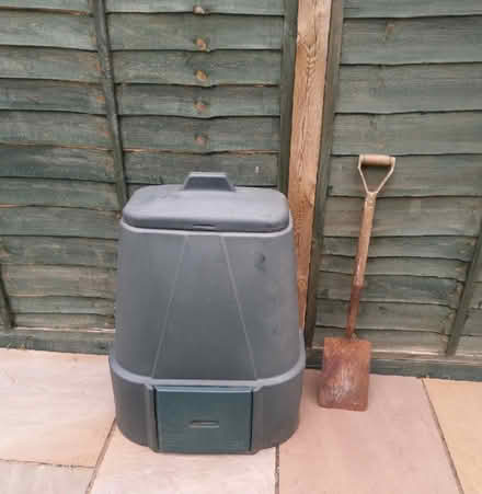 Photo of Environmental Compost Bag / Bin (L27) #1