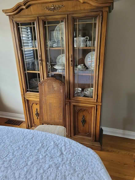 Photo of free Dining room table and hutch (Dundas) #1