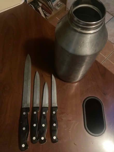 Photo of free Knives + jug (Nob Hill - Gibson & Carlisle) #1
