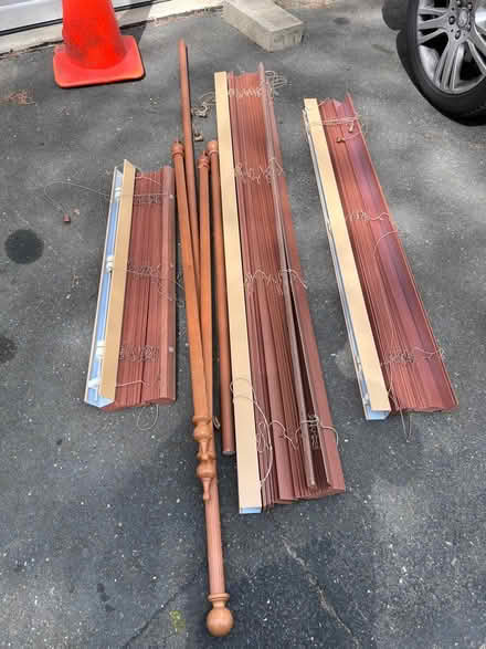 Photo of free Window Shades and Curtain Rod (New Miford, near Bridgewater) #3