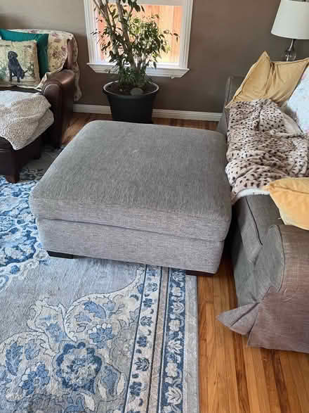 Photo of free Large Ottoman 5 fit square (800 Roosevelt) #1