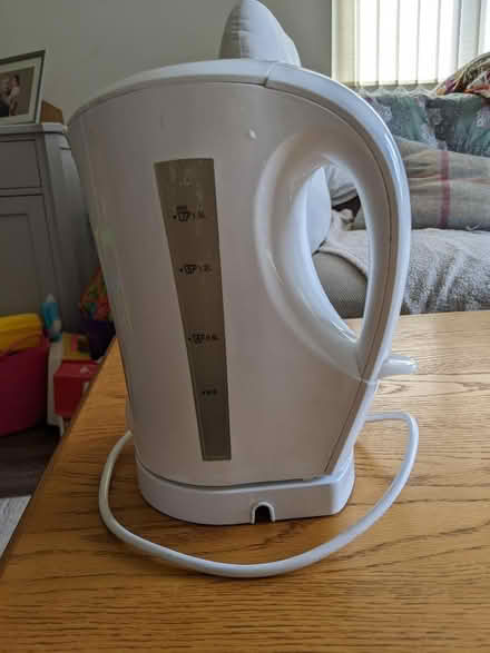 Photo of free Electric kettle (Kendal LA9) #1
