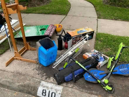 Photo of free curb shopping (Houston area) #1