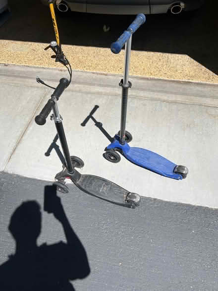Photo of free 2 Kids 3-wheel scooters (Sunnyvale near Seven Seas Park) #2