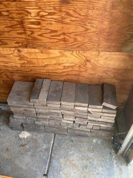 Photo of free landscaping stones (Schaumburg, Illinois) #1