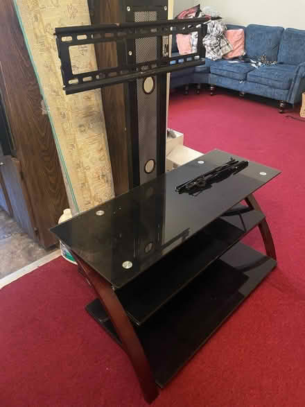 Photo of free TV stand (Bloomfield) #2