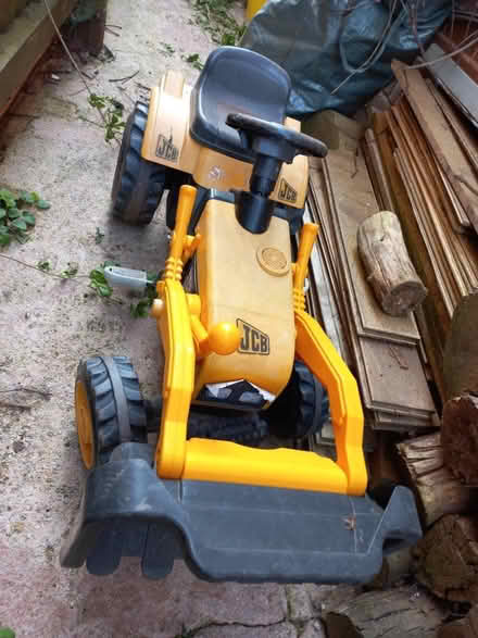 Photo of free Toddler ride on digger (St thomas, exeter) #2