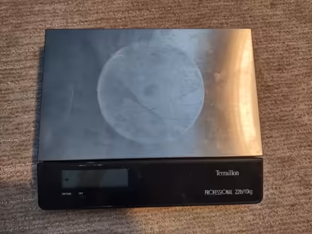 Photo of free Kitchen Scale ⚖️ (Kirkland) #3
