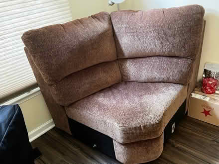 Photo of free Well beloved corner sectional couch (Laurel) #1