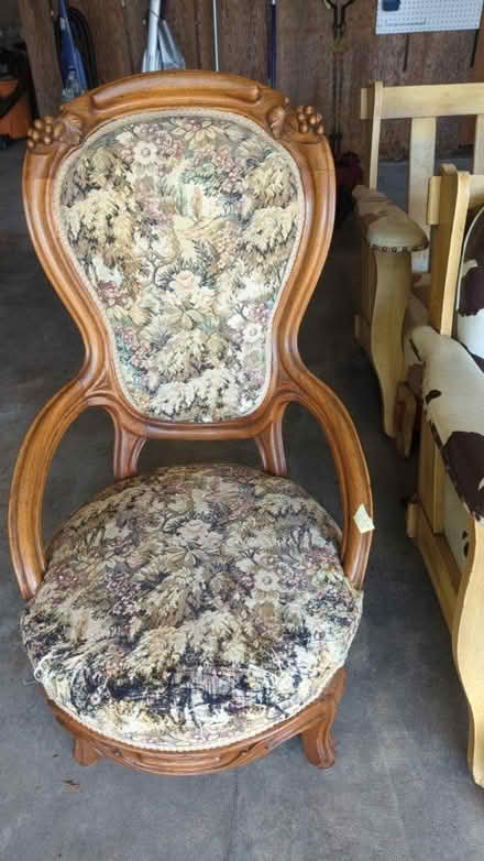 Photo of free Small antique chair (near San Rafael high school) #1