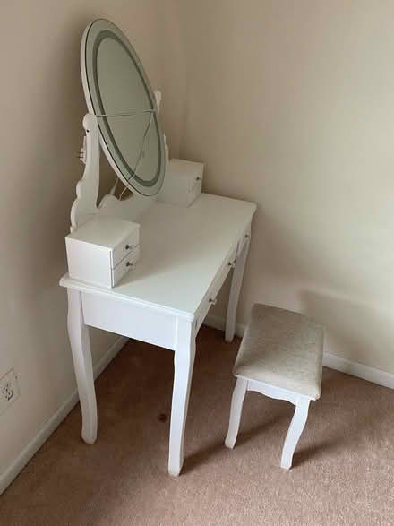 Photo of free Make up dresser (Lawrenceville) #2