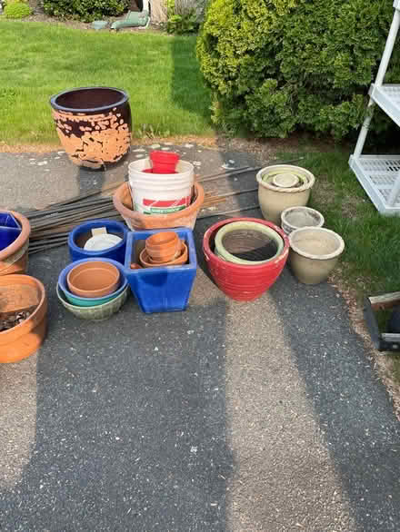 Photo of free Tons of planting pots (North Andover, ma) #1