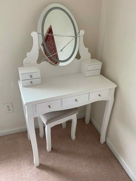 Photo of free Make up dresser (Lawrenceville) #1