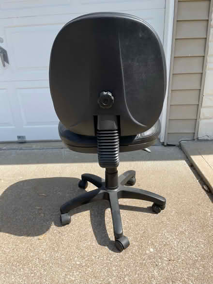 Photo of free Rolling chair (Olivette, MO) #3