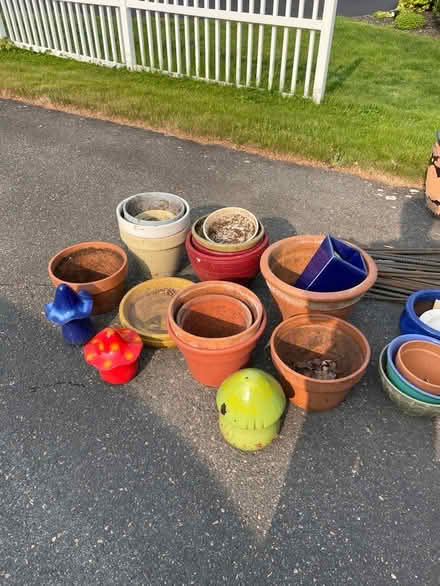 Photo of free Tons of planting pots (North Andover, ma) #2