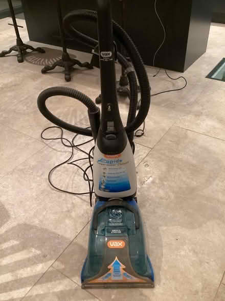 Photo of free Carpet cleaner (Wethersfield CM7) #1