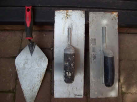 Photo of free Trowel & 2 spreaders (Redhill RH1) #1