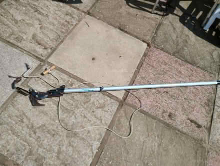 Photo of free Telescopic branch cutter/pruner (Aberkenfig CF32) #1