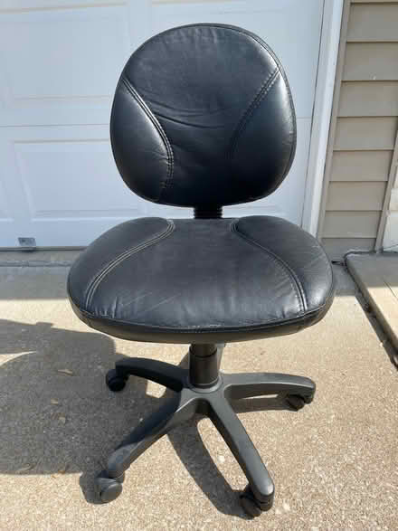 Photo of free Rolling chair (Olivette, MO) #2