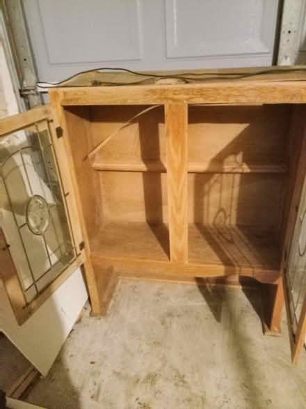 Photo of free Top Section of Hutch/China Cabinet (Austin's Colony(EastTravisCty)) #4