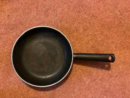 Photo of free Frying pan (Seaton AB24) #1