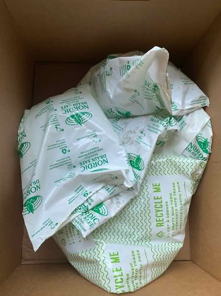 Photo of free Curtain rings and gel ice packs (Aspen hill) #2