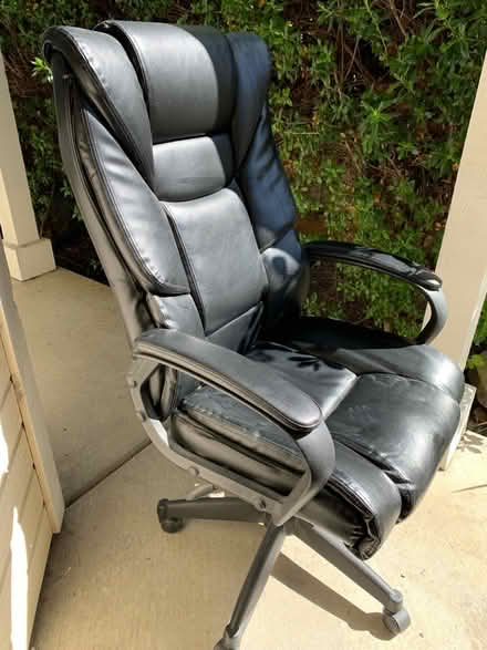 Photo of free Office chair - great condition (Newark - Cedar/Stevenson) #1