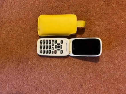 Photo of free Doro mobile phone (Seaton AB24) #1