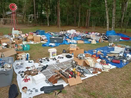 Photo of free Yard sale leftovers (Floral city) #2