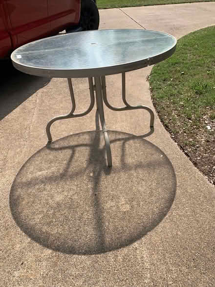 Photo of free pool loungers and table (Double Oak Tx) #1