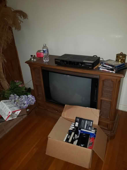 Photo of free House Full of FREE Stuff (Penn Branch DC) #3