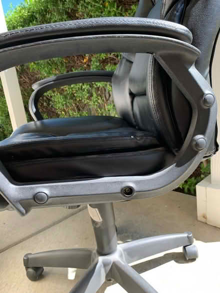 Photo of free Office chair - great condition (Newark - Cedar/Stevenson) #2