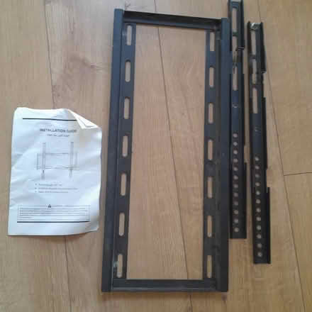 Photo of free bracket to fix tv to wall (Parkstreet AL2) #1