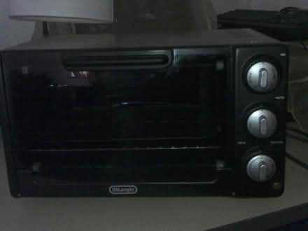 Photo of free Toaster Oven- Delonghi Brand (near Trader Joes) #1