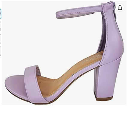 Photo of Graduation shoes (Cliff N / Mississauga Valley) #1