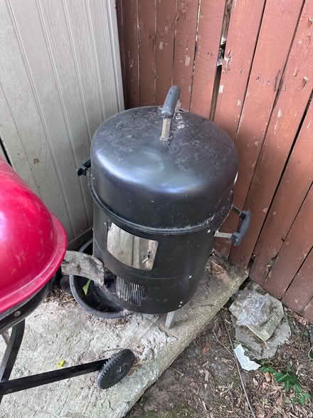 Photo of free Grill and smoker (Hyattsville md) #3