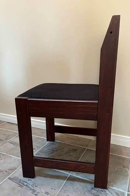 Photo of free Pine chair (Kanata (Kanata (Kanata (Katimavik)) #2